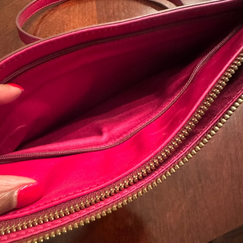 Fossil Sydney Top Zip Leather Crossbody in Orchid - Picture 6 of 10